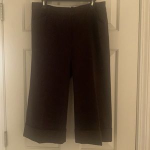 EUC Tahari brown ladies dress capri cuffed pants 12
